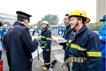 强化消防意识 提升实战水平-安彩高科举办第七届消防运动会